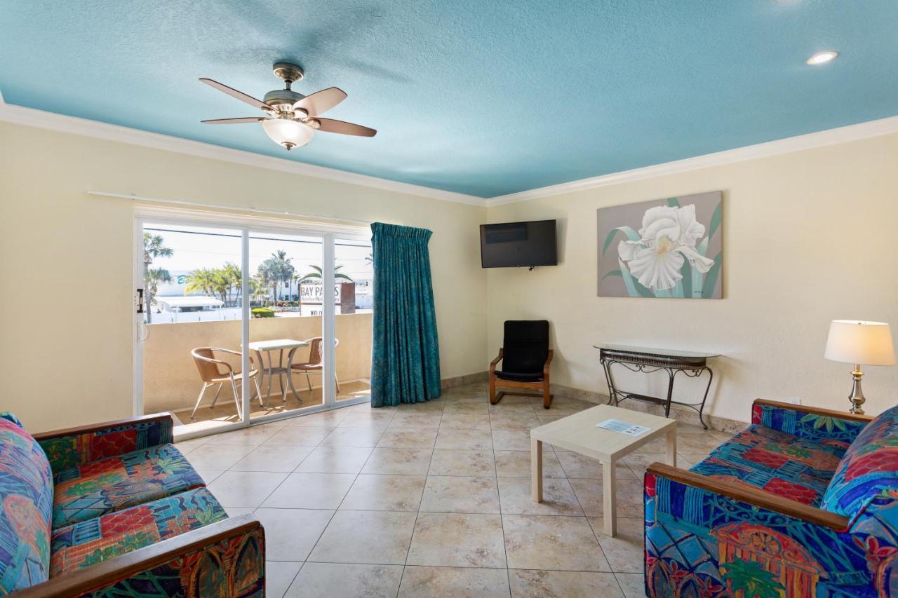 Bay Palms Waterfront Resort - Hotel And Marina St. Pete Beach Oda fotoğraf