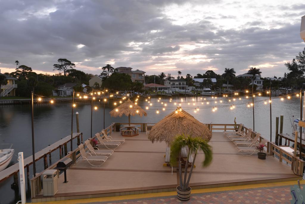 Bay Palms Waterfront Resort - Hotel And Marina St. Pete Beach Dış mekan fotoğraf