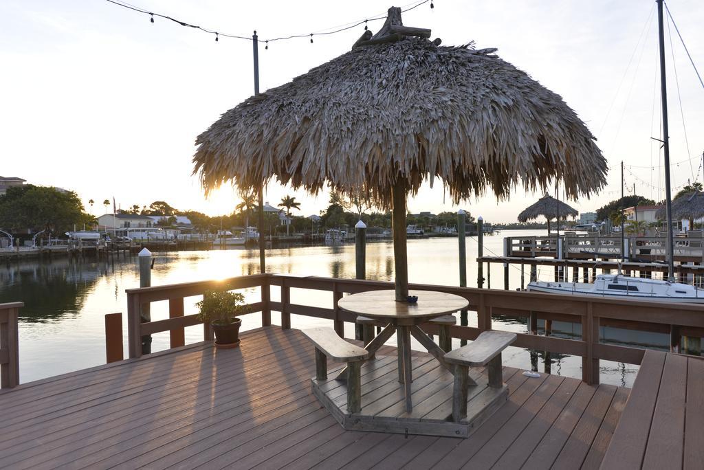 Bay Palms Waterfront Resort - Hotel And Marina St. Pete Beach Dış mekan fotoğraf