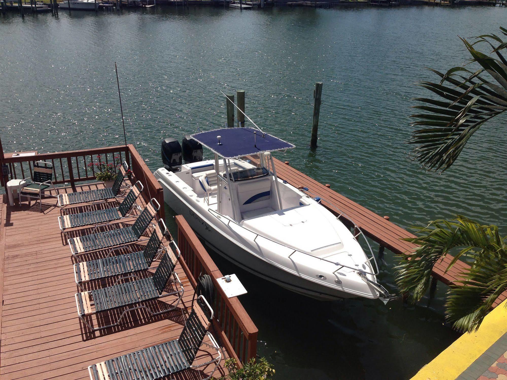 Bay Palms Waterfront Resort - Hotel And Marina St. Pete Beach Dış mekan fotoğraf
