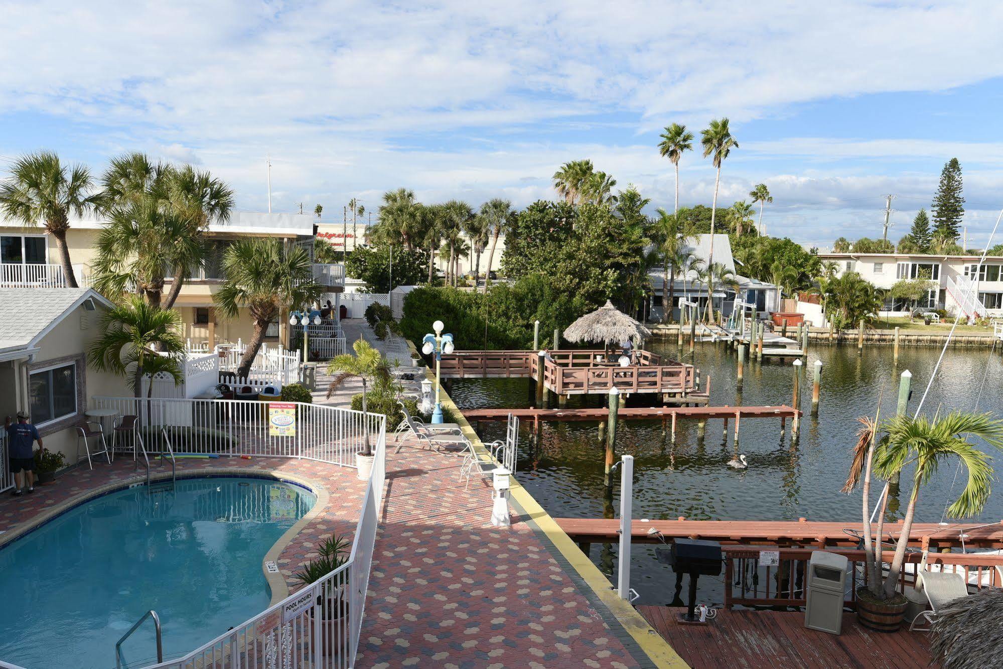 Bay Palms Waterfront Resort - Hotel And Marina St. Pete Beach Dış mekan fotoğraf